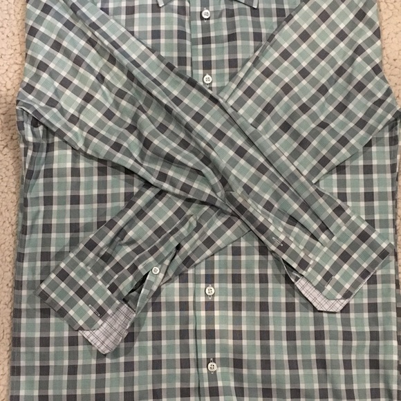 Egara Non-Iron Slim-Fit LS - Medium - Picture 2 of 2